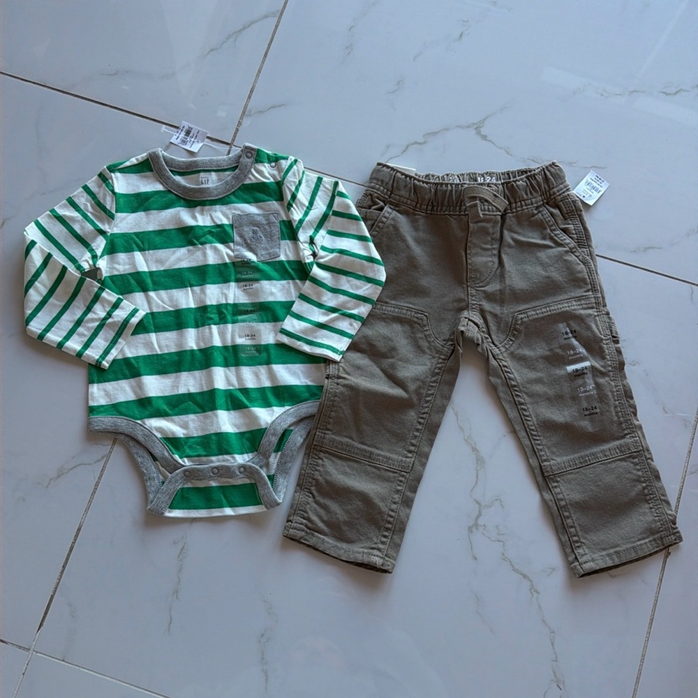 Baby GAP boys outfit 18-24 months